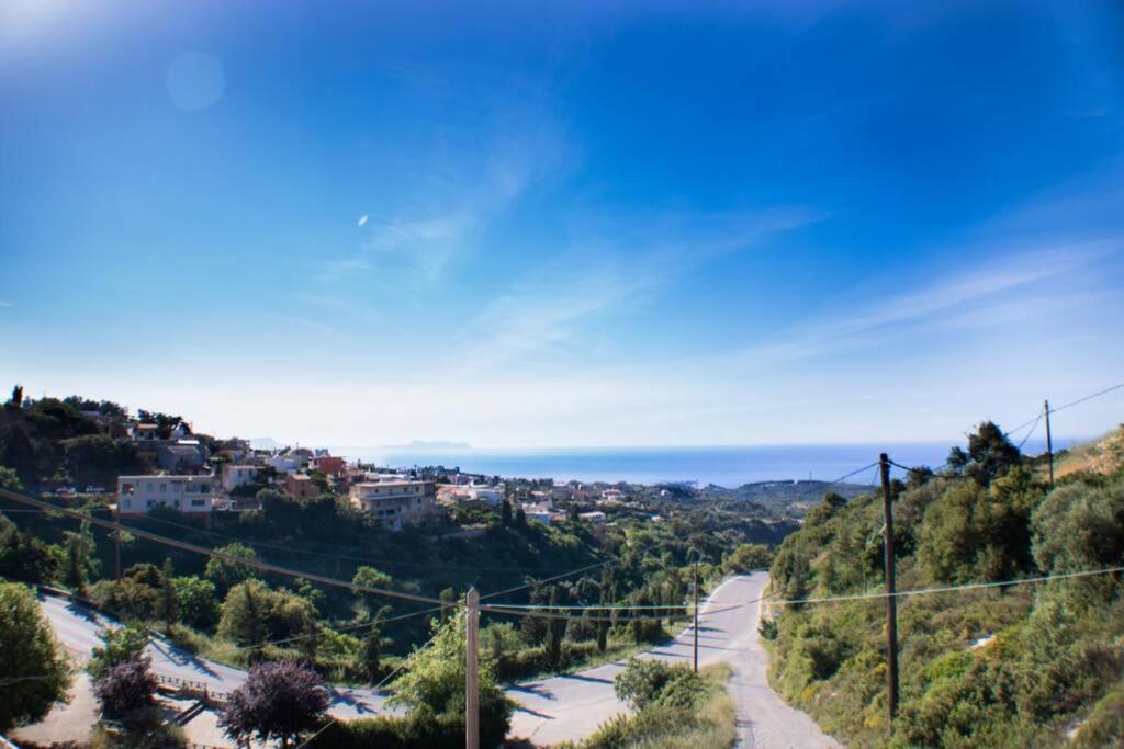 Villa Ventus, 40Sqm Private Pool & Hot Tub! Roussospition Bagian luar foto
