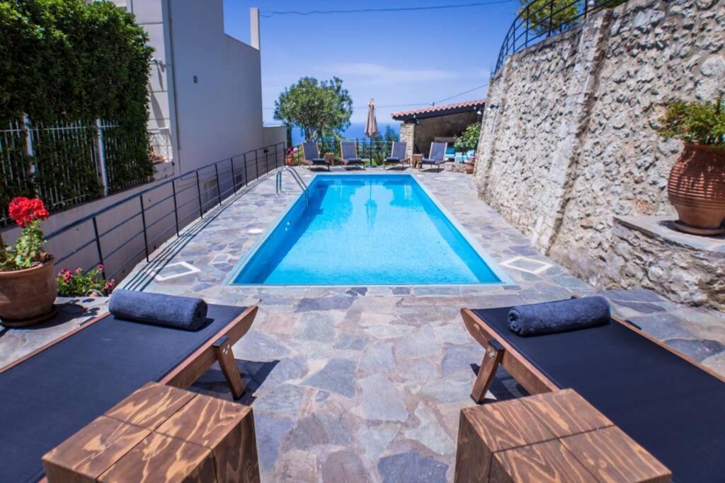 Villa Ventus, 40Sqm Private Pool & Hot Tub! Roussospition Bagian luar foto
