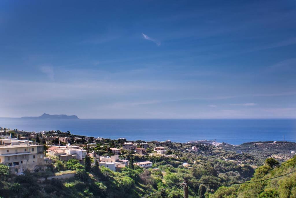 Villa Ventus, 40Sqm Private Pool & Hot Tub! Roussospition Bagian luar foto