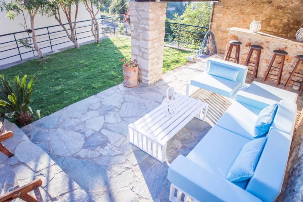 Villa Ventus, 40Sqm Private Pool & Hot Tub! Roussospition Bagian luar foto