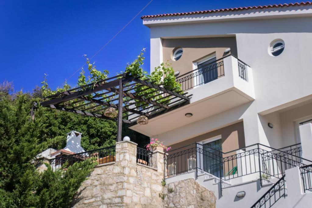 Villa Ventus, 40Sqm Private Pool & Hot Tub! Roussospition Bagian luar foto